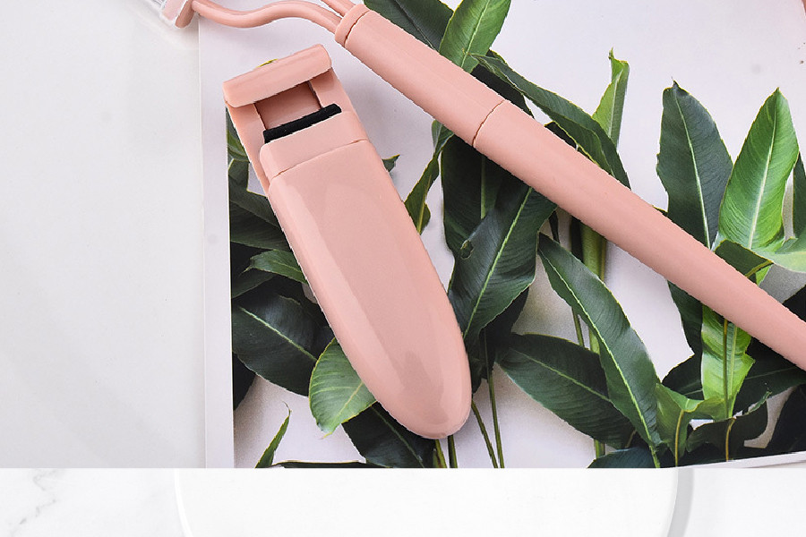 Eyelash Curler & Comb Kit